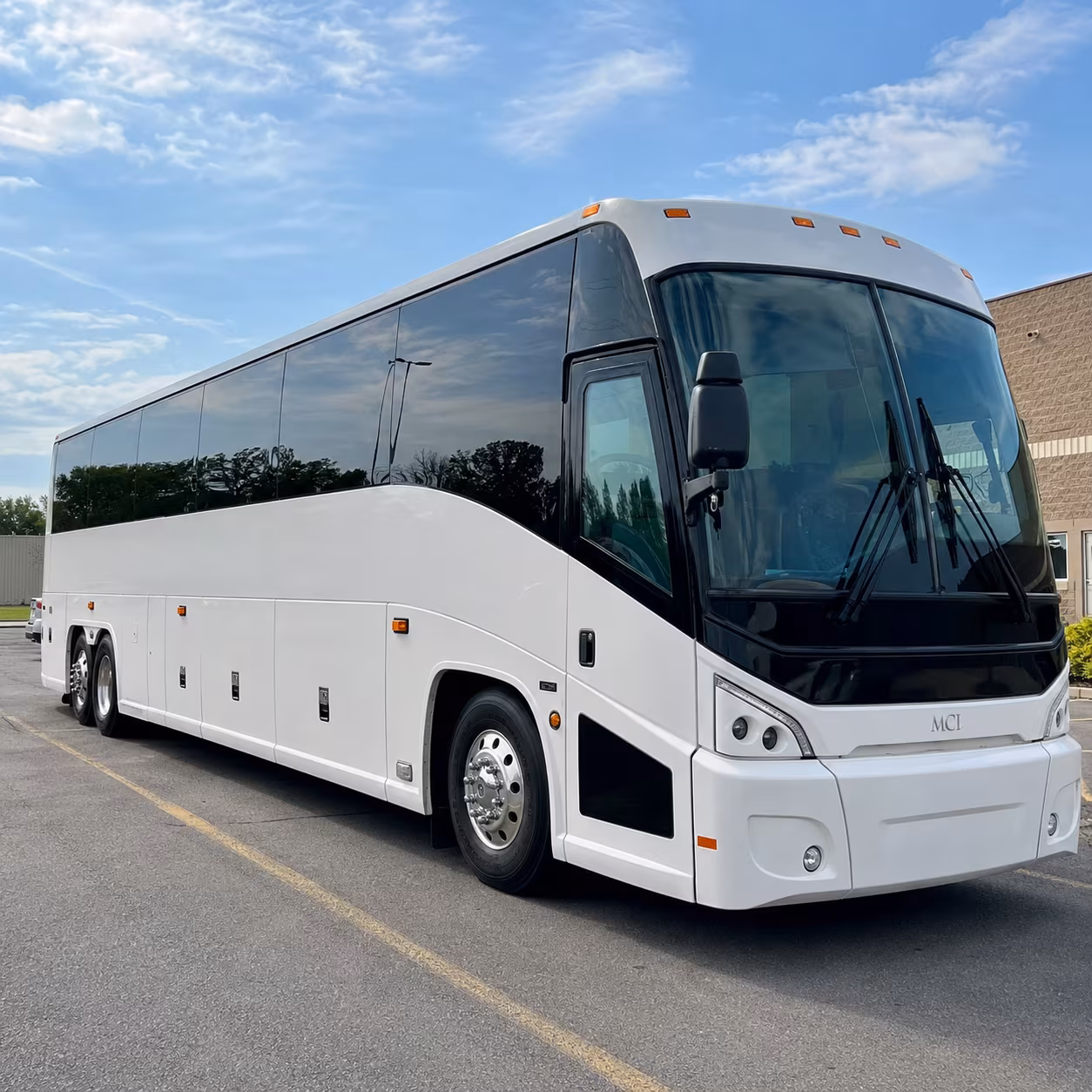 denver international airport corporate shuttle service from greeley
