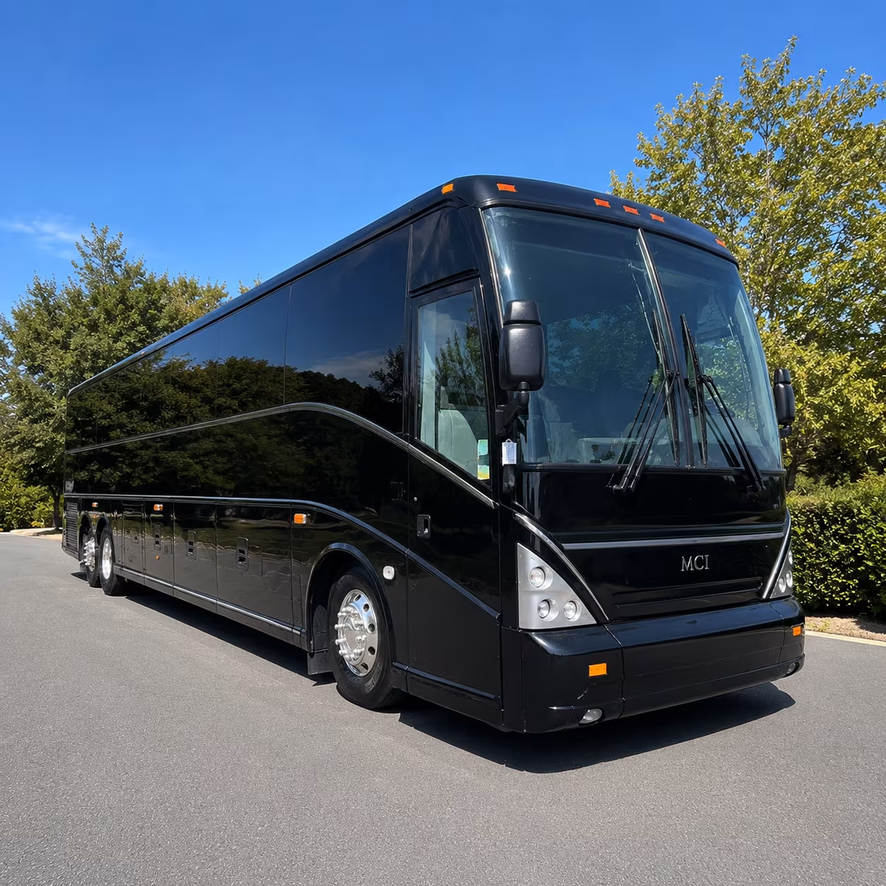 shuttle your guests between greeley hotels and weld county venues with ease